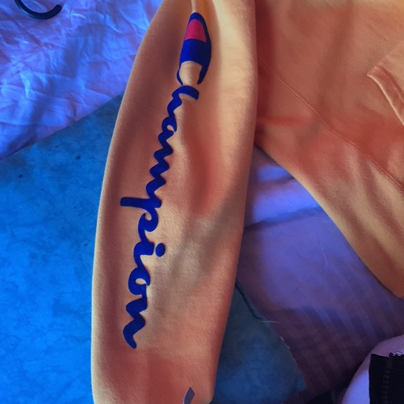 Champion hoodie - Picture 2 of 3